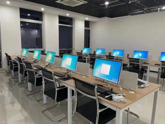 免押金租电脑 电竞酒店、游戏工作室与办公的全新选择
